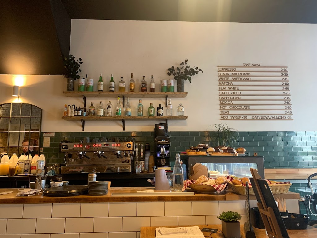 The Fallow Deer Cafe - Foto 1