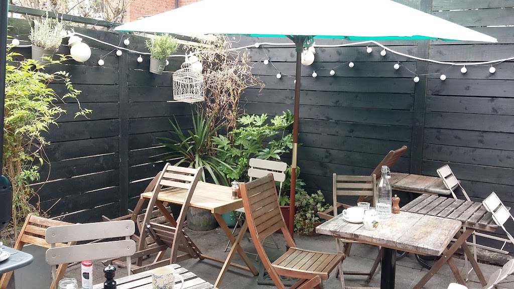 The Fallow Deer Cafe 10