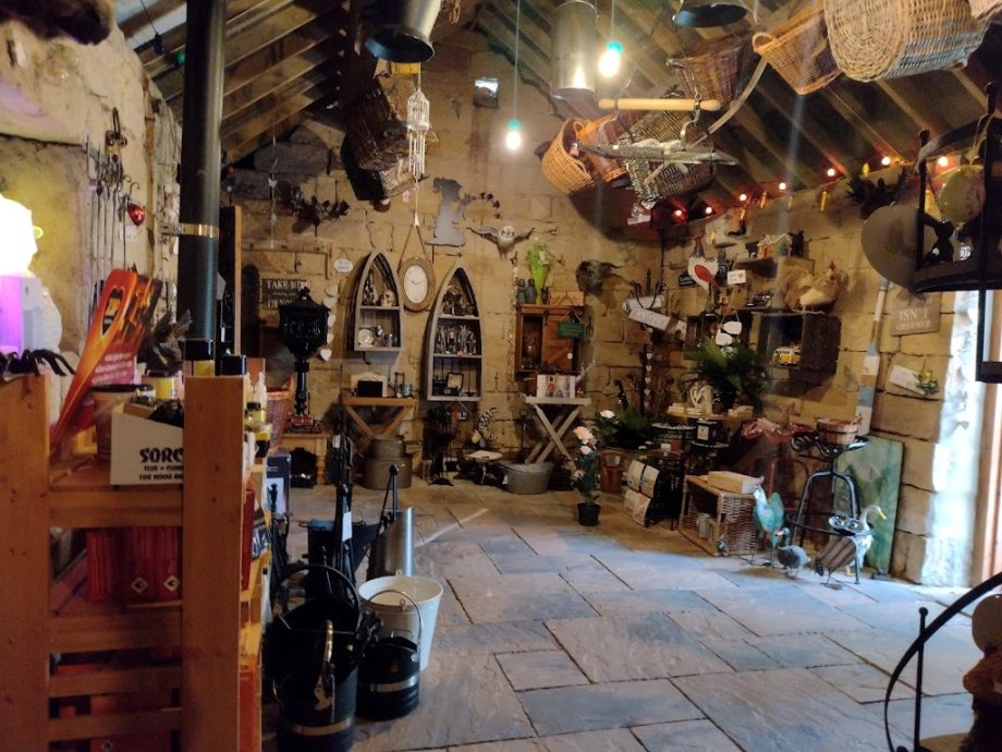 Victoria Farm Garden Centre - Abbey View Cafe - Foto 7