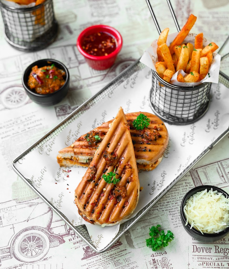 Caffeine 'n' Carburetors - Foto 1