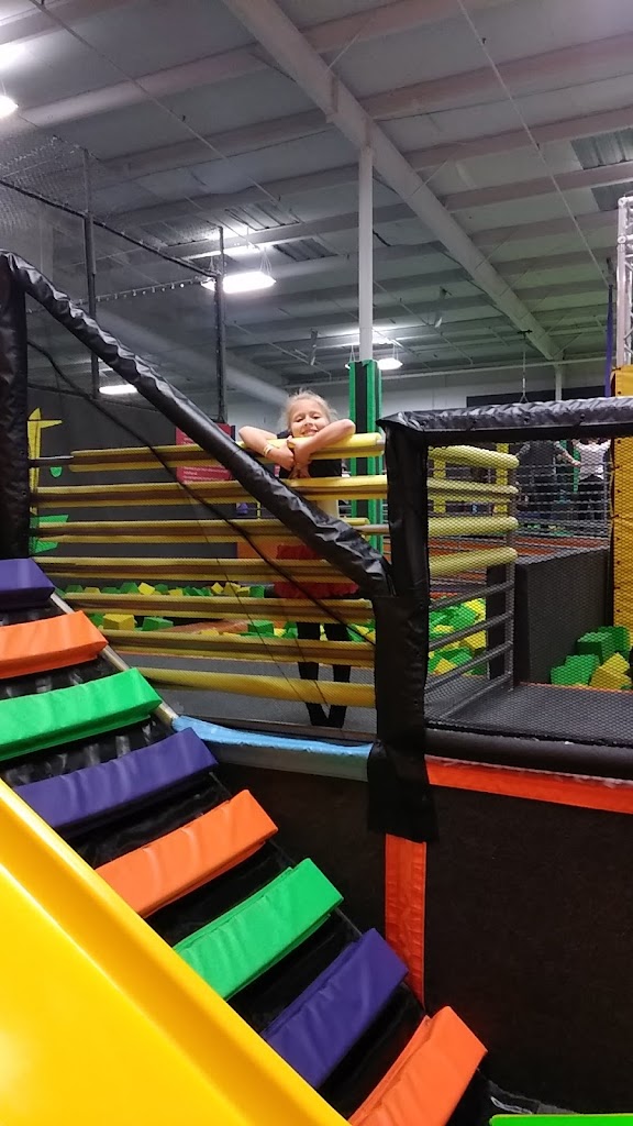 Just Jump Trampoline Park - Foto 10