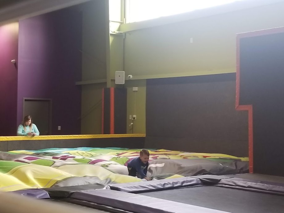 Just Jump Trampoline Park - Foto 9