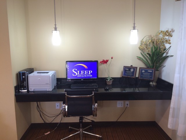 Sleep Inn & Suites Indoor Waterpark - Foto 8