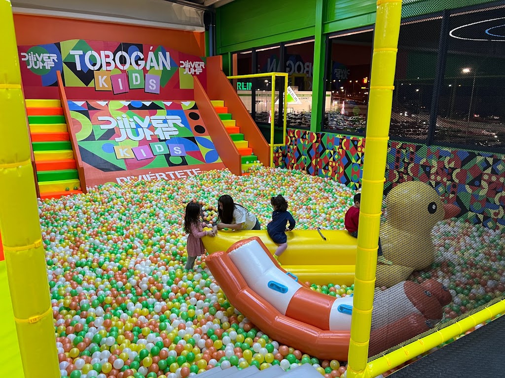 Diver Jump Trampoline Park 3