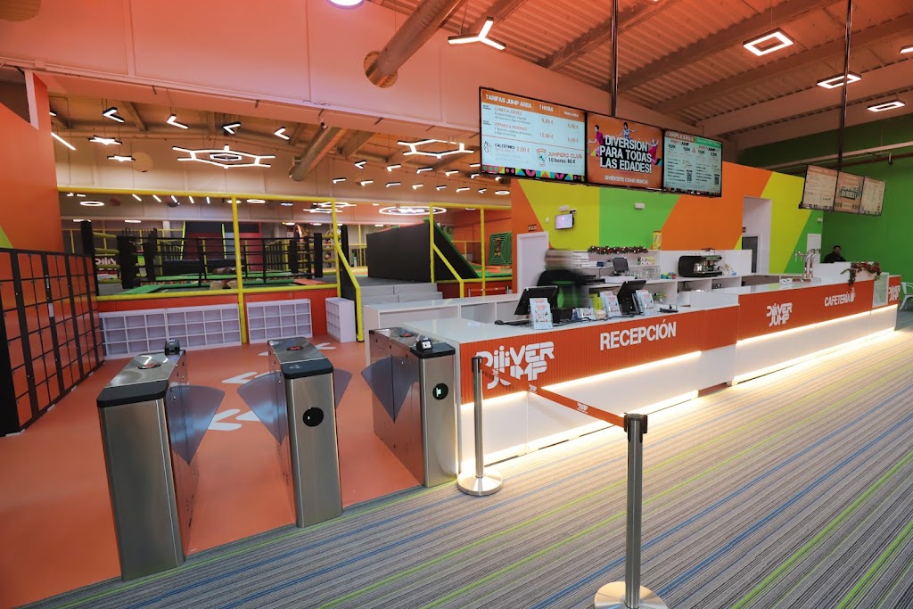 Diver Jump Trampoline Park - Foto 1