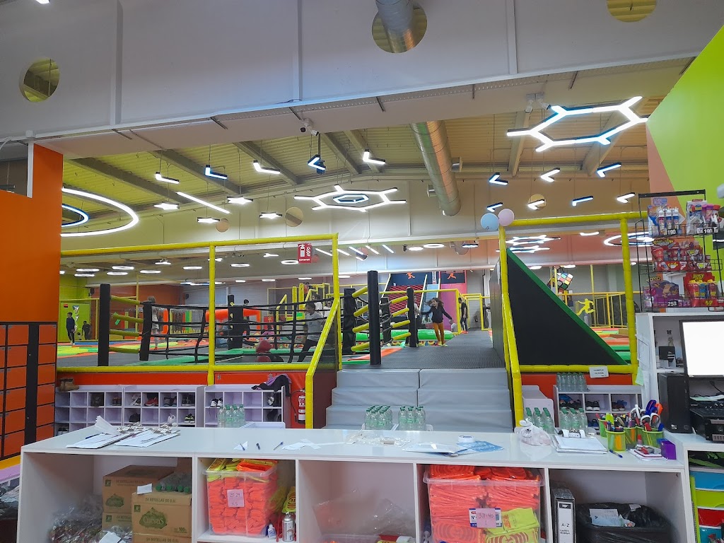 Diver Jump Trampoline Park 5