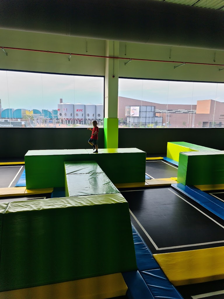 Sould Park Jump CC La Torre Outlet Zaragoza - Trampoline Park y Arcade - Foto 9