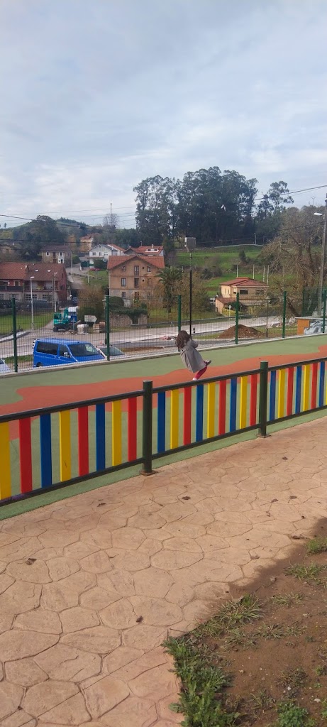 Parque Infantil La Concha Ayuntamiento - Foto 1