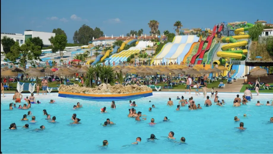 Aquavelis Parque Acuático - Foto 11