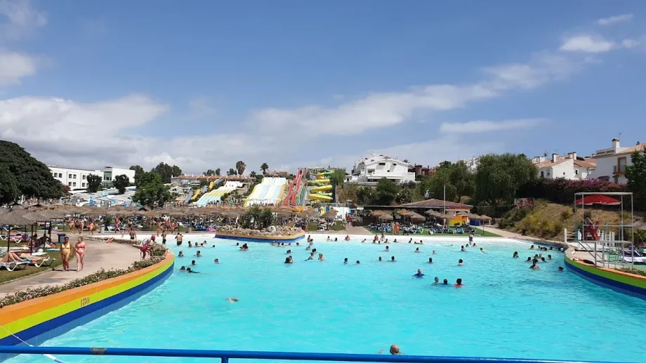 Aquavelis Parque Acuático - Foto 12