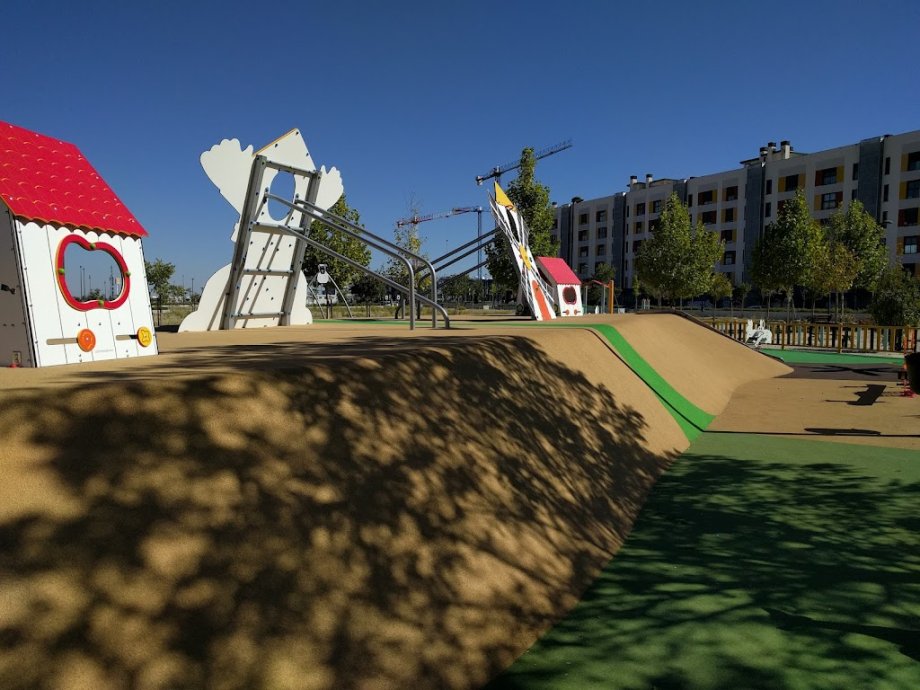 Parque Infantil El Quijote - Foto 8