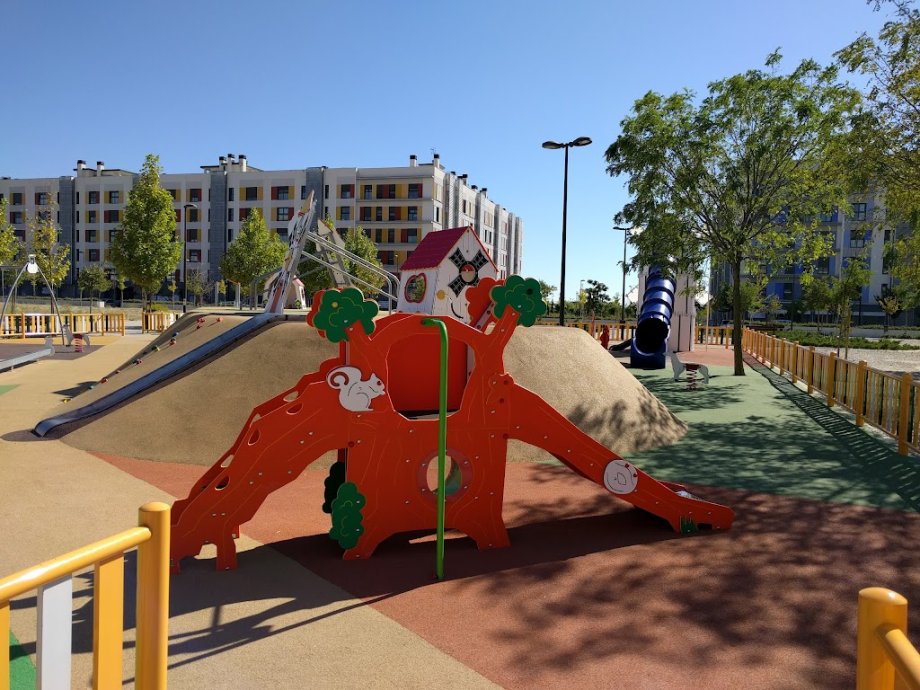 Parque Infantil El Quijote - Foto 9