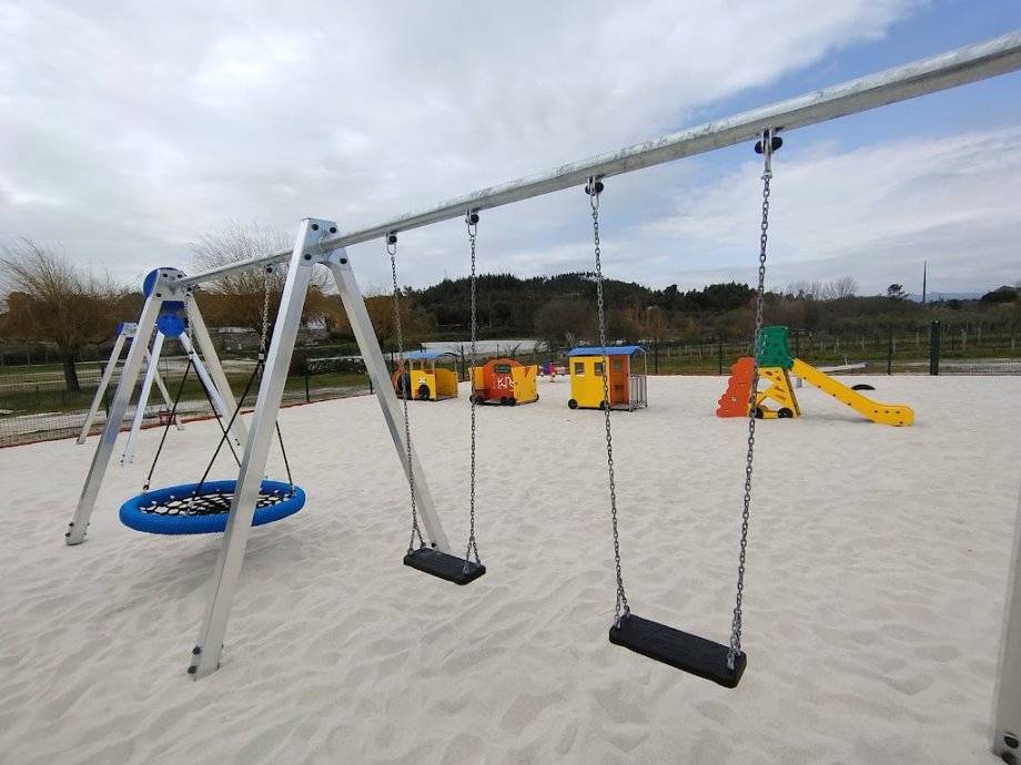 Parque Infantil do Parque Verde da Ribeira - Foto 2