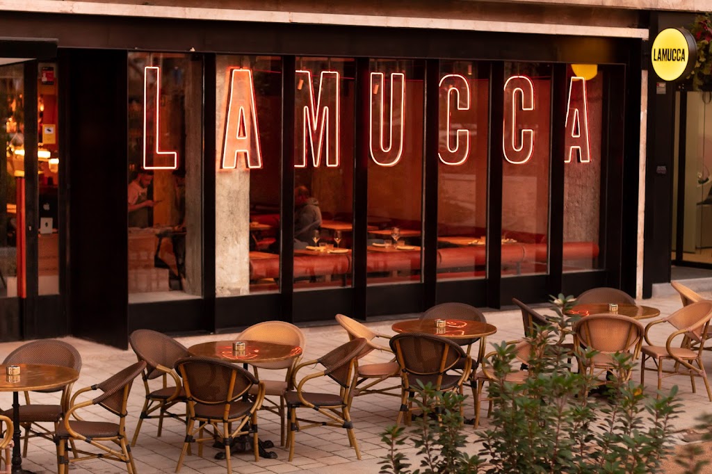 Lamucca de Plaza de España 8