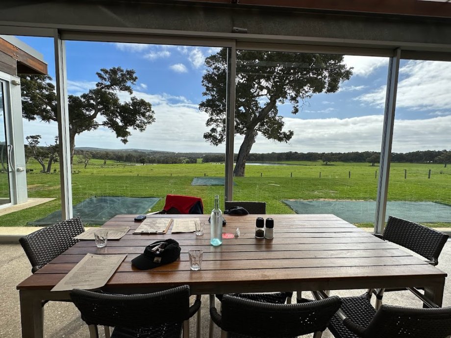 Eagle Bay Brewing Co - Foto 3