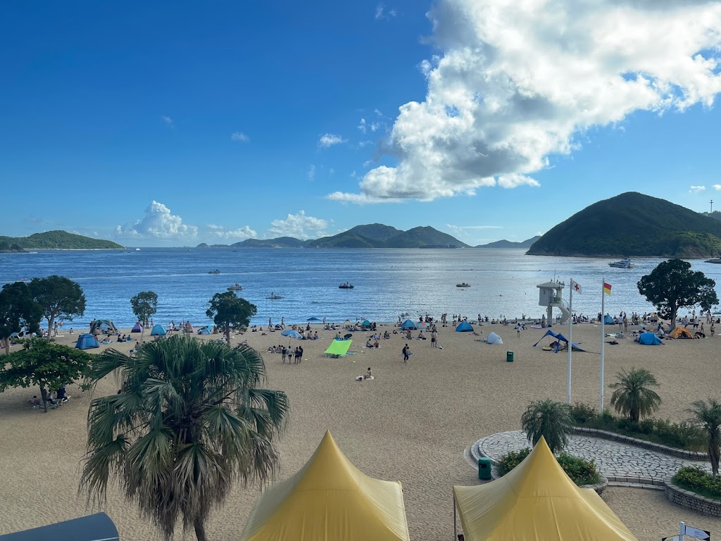 Maggie & Rose Repulse Bay 6