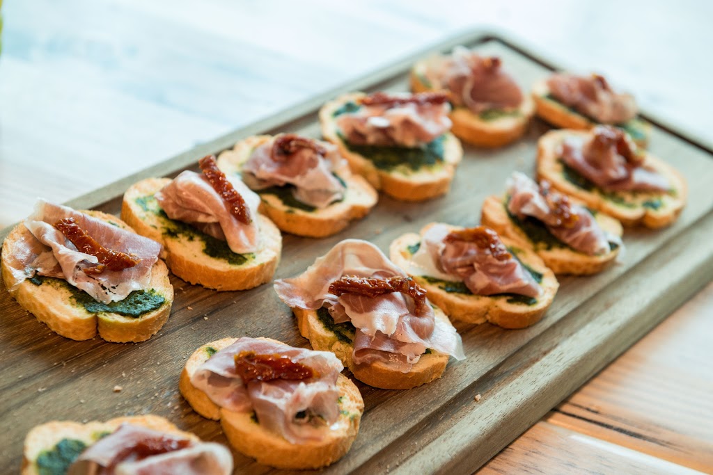 Maggie & Rose Repulse Bay 9