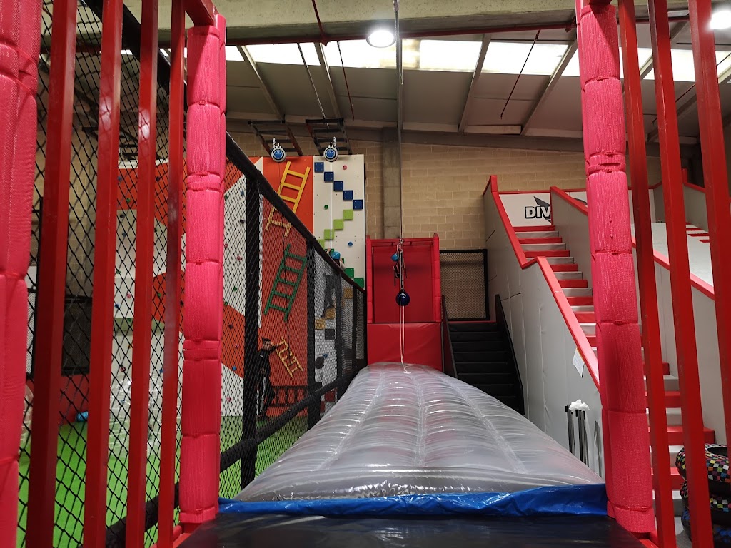 Diver Jump. Trampoline park 6