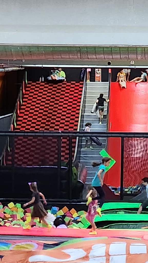 Diver Jump Trampoline Park 7