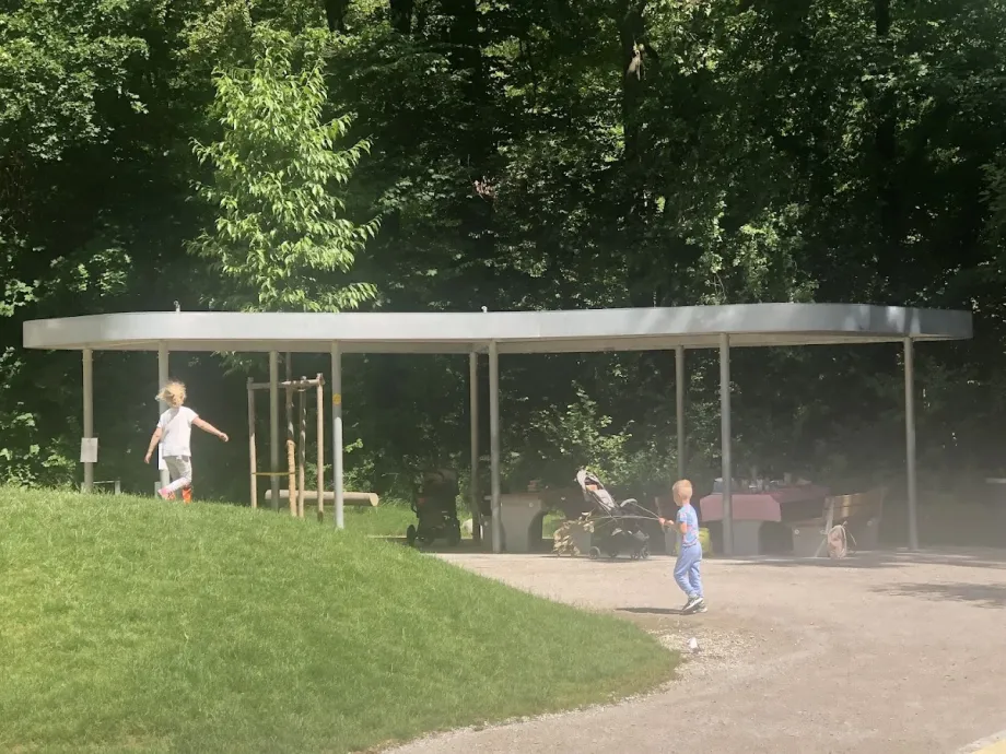 Der Seidenspinner Spielplatz - Foto 7