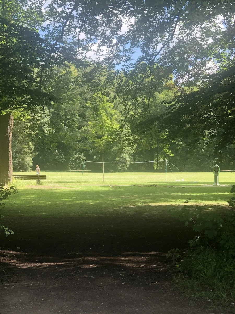 Der Seidenspinner Spielplatz - Foto 8