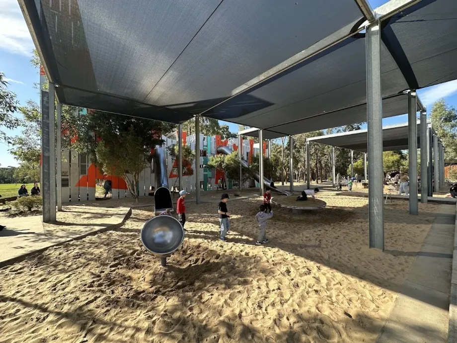 Bungarribee Playground - Foto 12