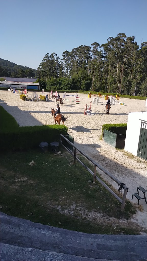 Escuela Equitación San Cosme - Foto 1