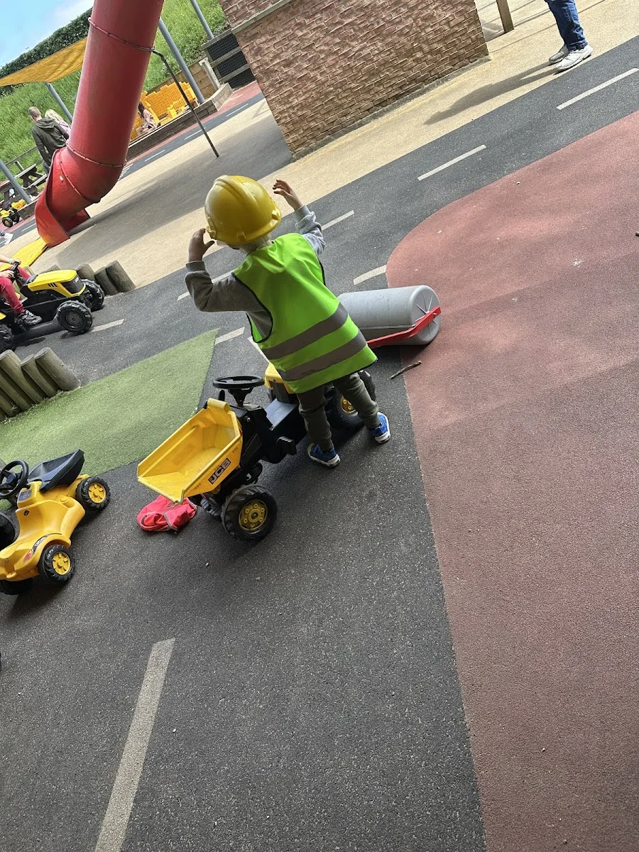 Springfields Adventure Land - Foto 5