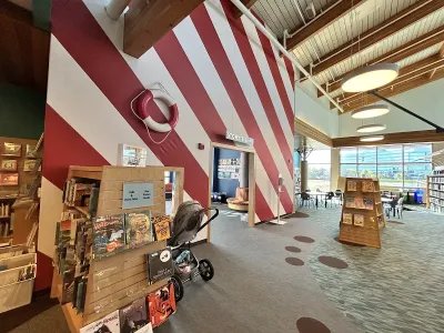 Redwood Shores Branch Library