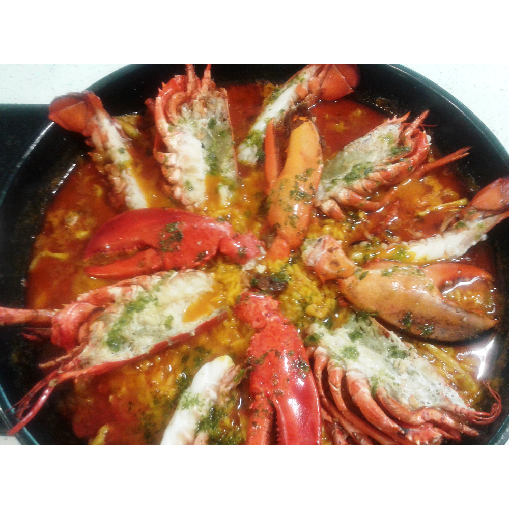 Restaurant Marisquería Freiduría la Maquinista - Foto 1