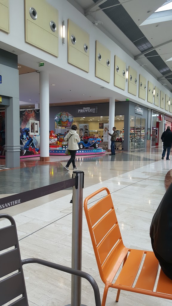 Centre Commercial Côté Seine 11