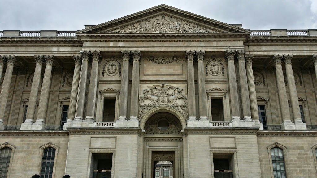 Museo del Louvre 11