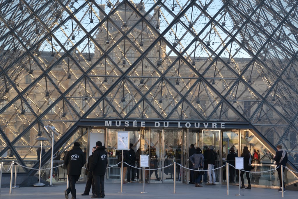 Museo del Louvre 13