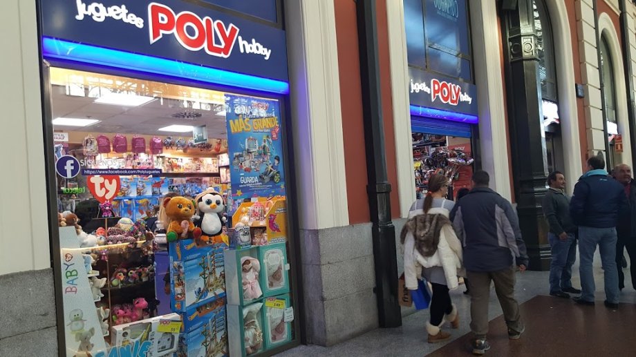 Poly Juguetes C.C. Príncipe Pío - Foto 9