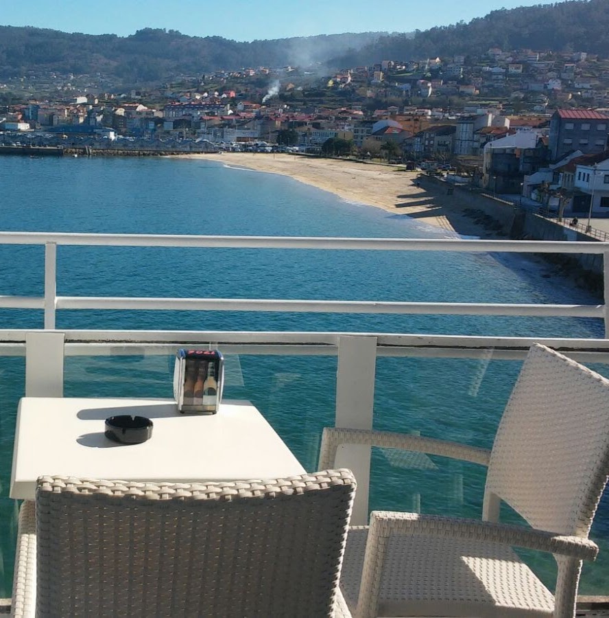 El Balcón Cafe Bar - Foto 1