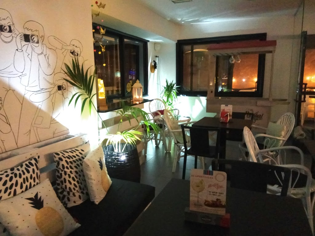 El Balcón Cafe Bar - Foto 1