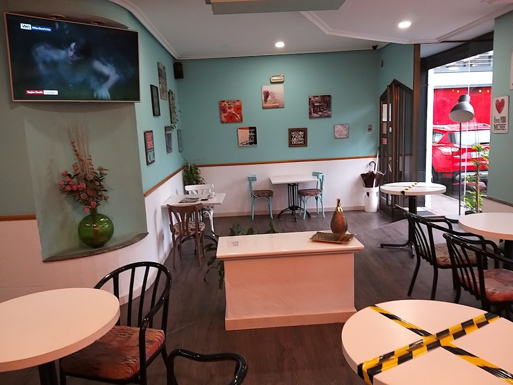 Cafetería Coffee Runners 3