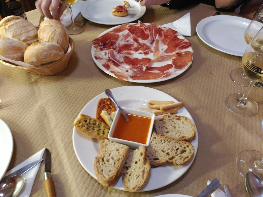 Mesón de Aurelio 12