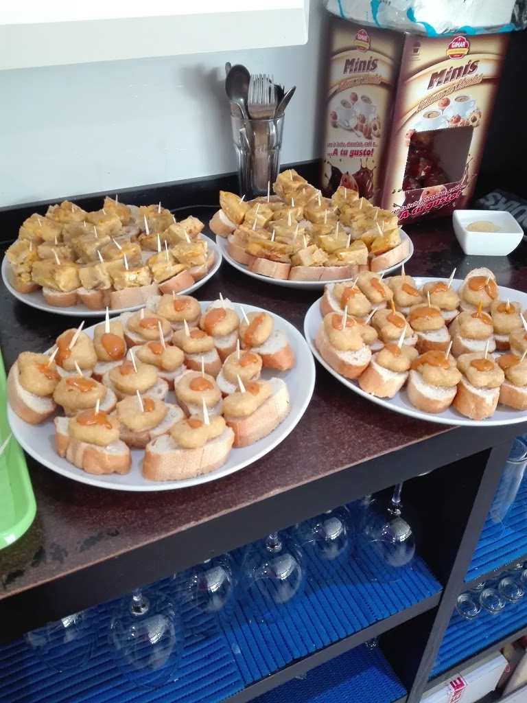 Las Cuevas Cafetería - Foto 1