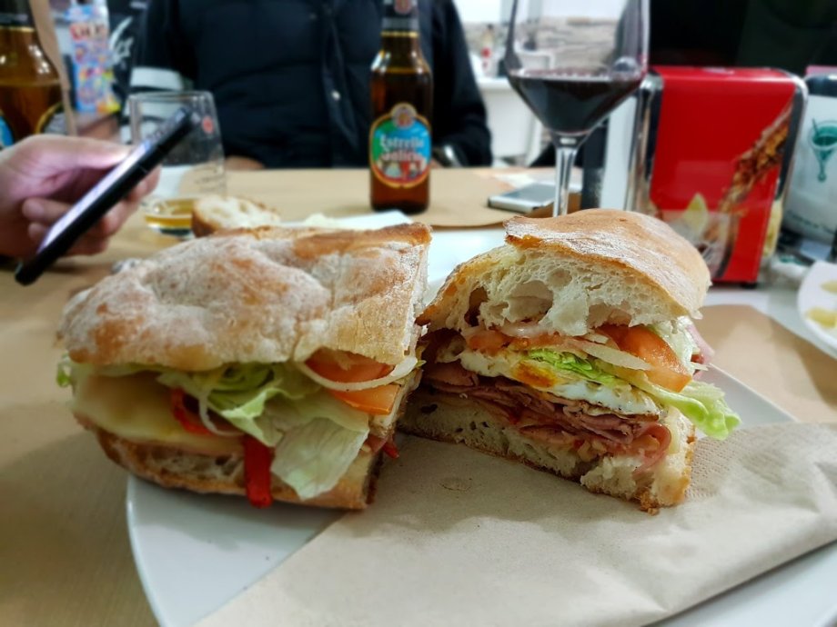 La Brújula - Foto 3