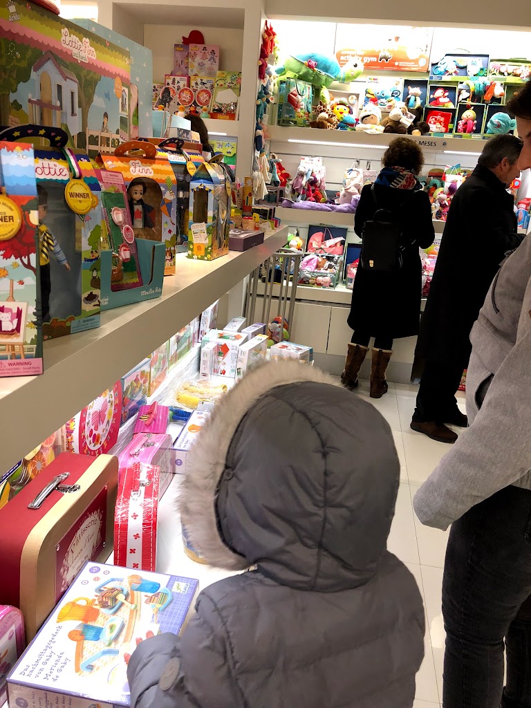 El faro de los tres mundos 1