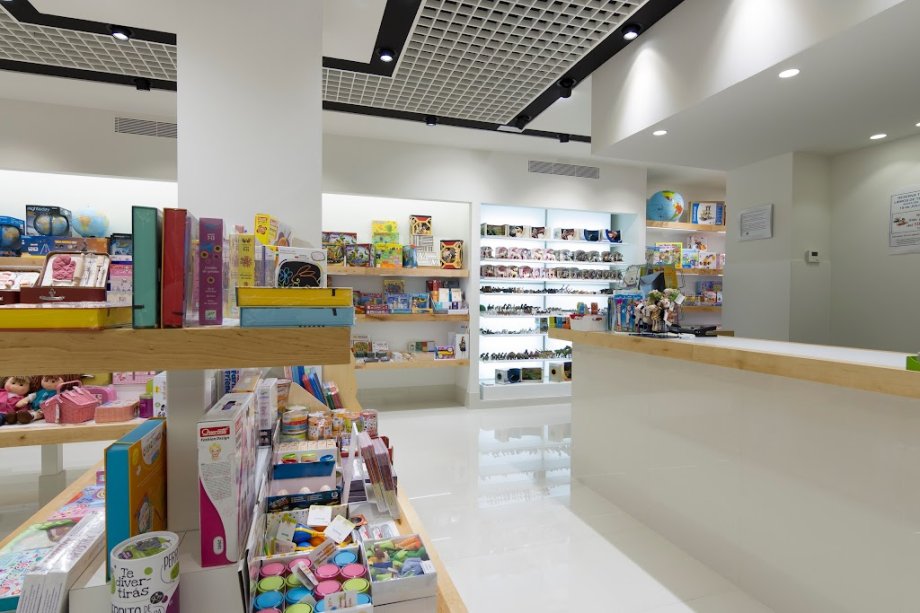 El faro de los tres mundos - Foto 15