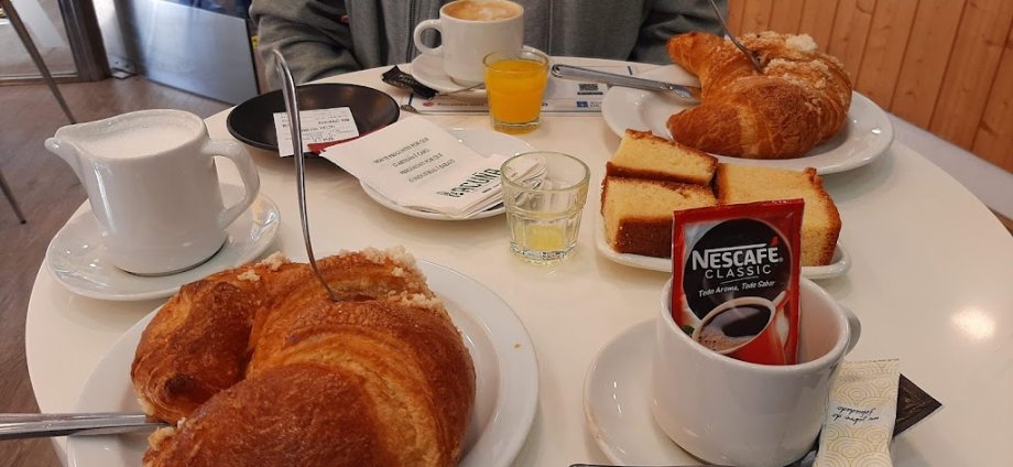 Cafetería Panadería Acuña - Foto 3