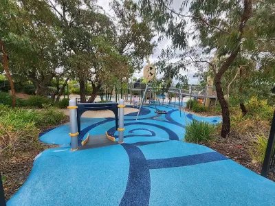 Carnabys Black Cockatoo Playground