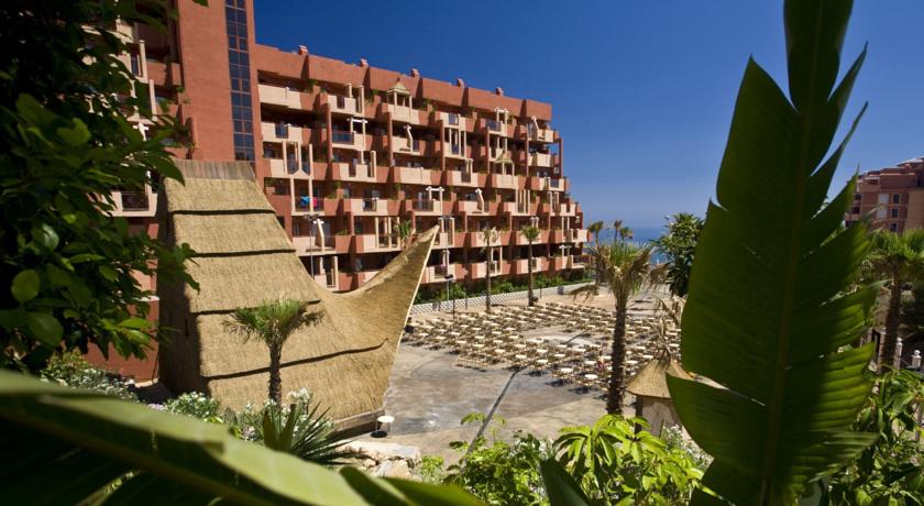 Holiday World Polynesia Hotel - Foto 1