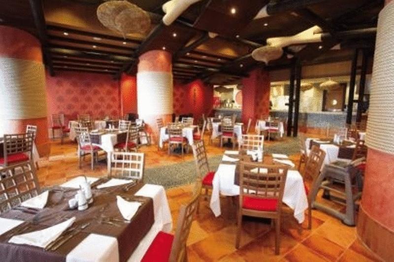 Holiday World Polynesia Hotel - Foto 1