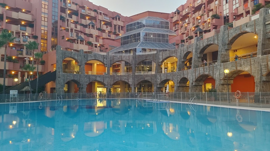 Holiday World Polynesia Hotel 10