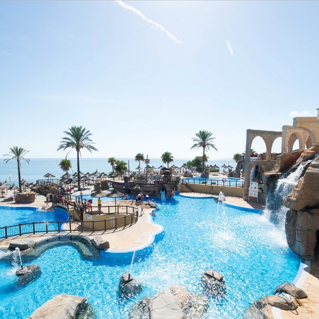 Holiday World Beach Club