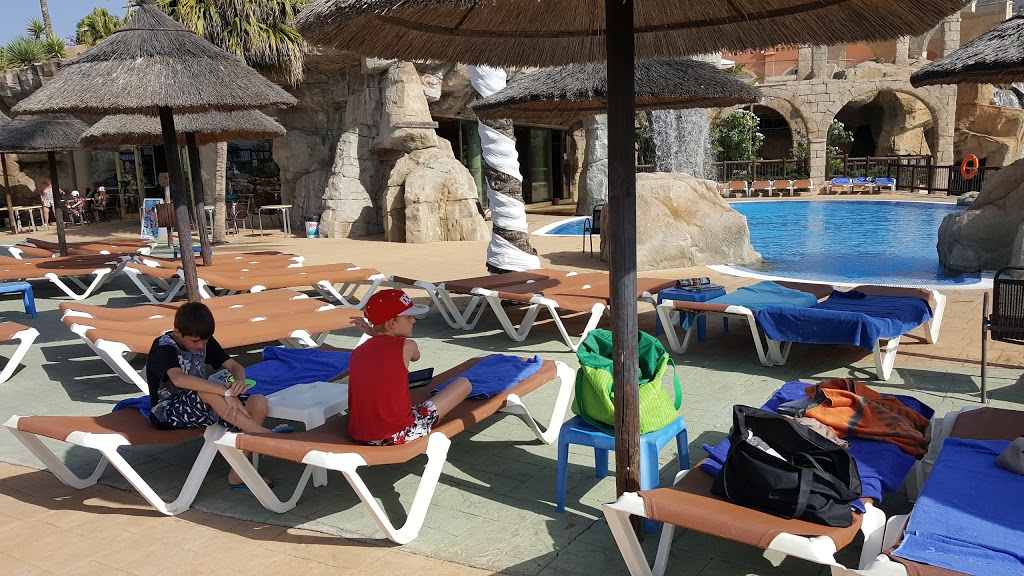 Holiday World Beach Club 18