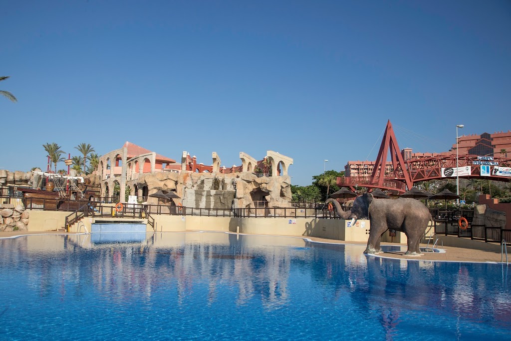 Holiday World Beach Club 7